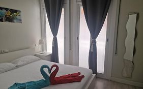 Barcelona, Apartamento De 2 Habitaciones.